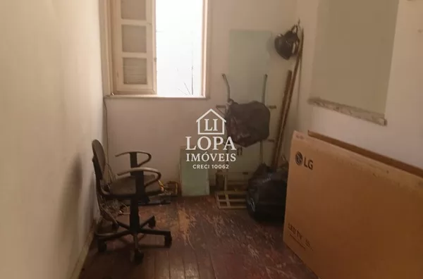 Casa com quatro quartos