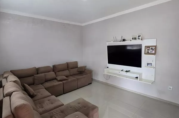Casa para , 2 quarto(s),  Avenida Parque, Cedral