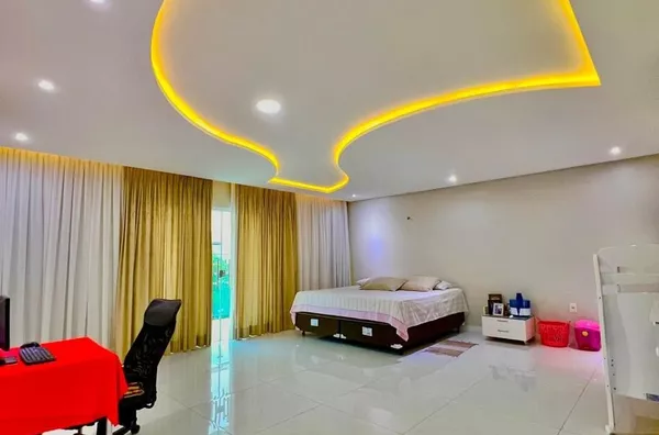 QUARTO CASAL