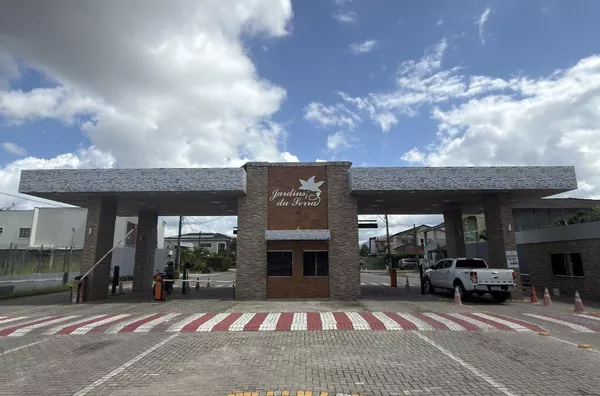 TERRENO À VENDA NO CONDOMÍNIO JARDINS DA SERRA – MARACANAÚ/CE