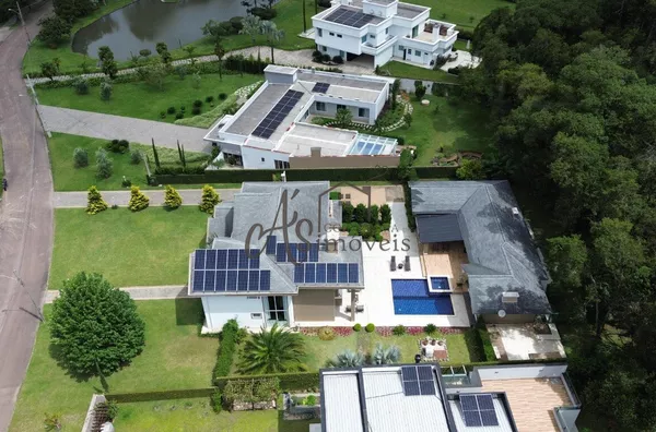 Casa maravilhosa em condomínio para venda