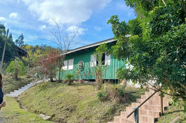 Chácara para venda e aluguel em Campina Grande do Sul