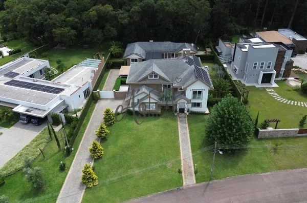 Casa maravilhosa em condomínio para venda
