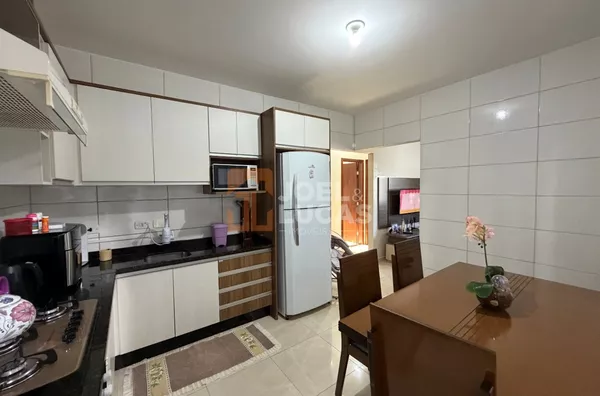 Casa à Venda | São Lourenço