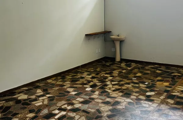 Aluga-se Sala Comercial Espaço ideal para o seu negócio. Excelente oportunidade! Venha conferir!