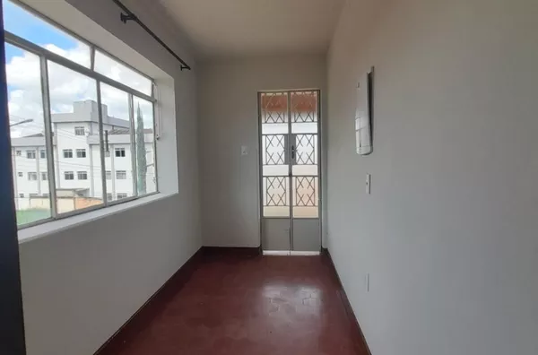 Kitnet Exclusiva para Mulheres – O espaço perfeito para quem busca praticidade, conforto e segurança no dia a dia. Excelente opção para estudantes e profissionais!