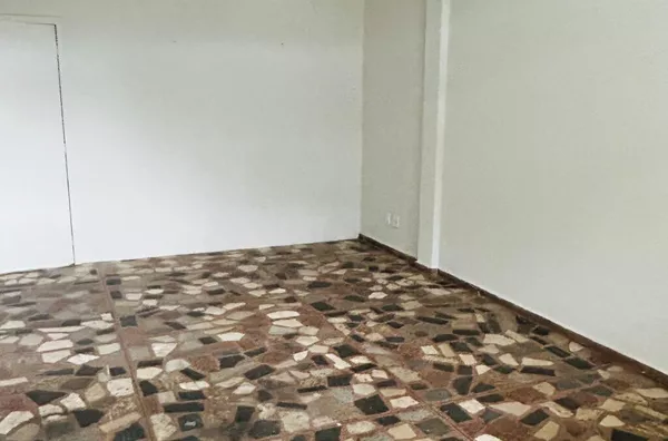 Aluga-se Sala Comercial Espaço ideal para o seu negócio. Excelente oportunidade! Venha conferir!