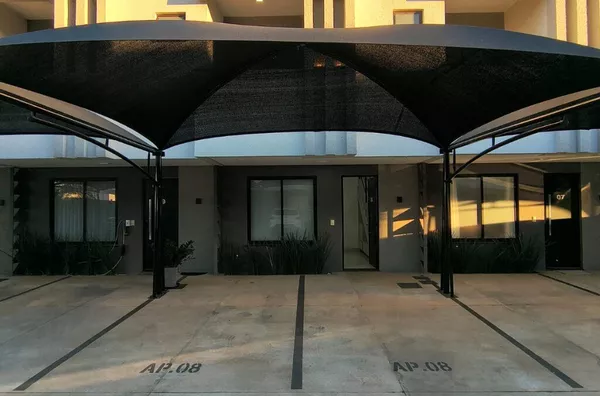Apartamento duplex, para aluguel ou venda, 2 quarto(s),  Setor Universitário, Goianesia