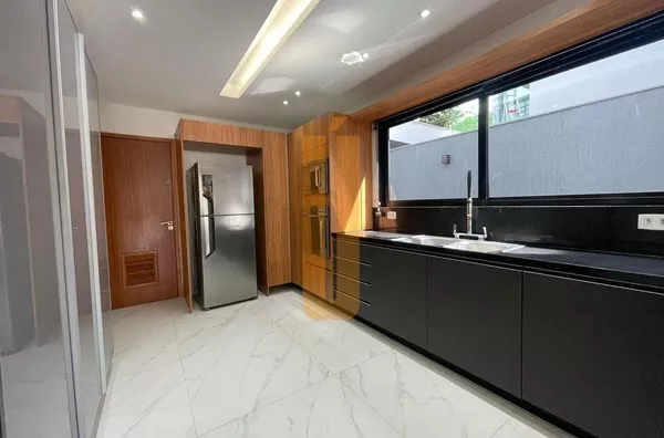 Casa de Alto Padrão 4 Suítes Mobiliada com Piscina no Jardins de Maria / comércio e serviços tudo a poucos passos - Foto 13