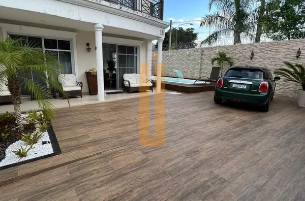 CASA DUPLEX MOBILIADA | 260 m² | 4 QUARTOS | 3 SUÍTES | JARDINS DE MONET – RECREIO DOS BANDEIRANTES