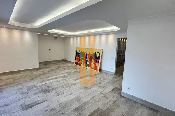 Cobertura Linear 3 Quartos | Reformada | Rua Venâncio Veloso – Recreio - fácil acesso ao comércio - escolas e transporte