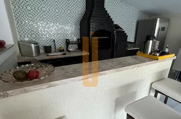 CASA DUPLEX MOBILIADA | 260 m² | 4 QUARTOS | 3 SUÍTES | JARDINS DE MONET – RECREIO DOS BANDEIRANTES