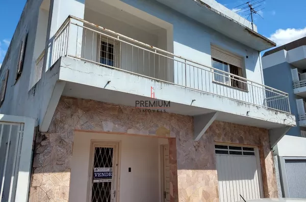 Casa 03 andares à venda - Centro