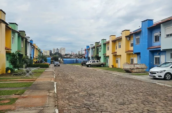 Sobrado para venda, 2 quarto(s),  Jung, Cruz Alta
