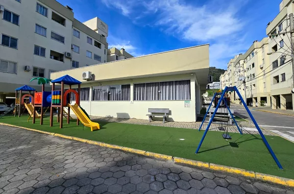 Apartamento para venda, 2 quarto(s),  Espinheiros, Itajai
