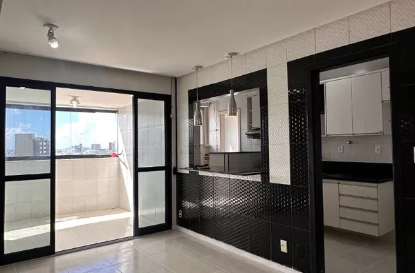 Andar alto, ventilado, com infraestrutura completa na Pituba