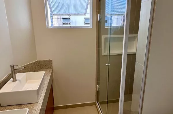 Apartamento que é entrar e morar no Caminho das Árvores! - Foto 11