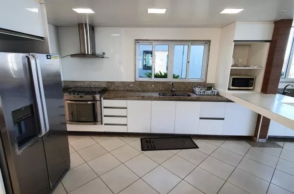 Casa para temporada, 5 quarto(s),  Estaleirinho, Balneário Camboriú