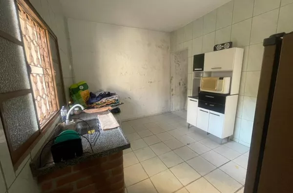 Duas casas à venda, sendo uma com 2 dormitórios e uma com 1 dormitório, por R$ 480.000 - Jardim Bertioga - Várzea Paulista/SP - Foto 8