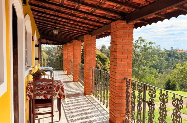 Linda chácara completa com casa, piscina e churrasqueira - 3800 m² por R$ 600.000 - Chácaras Campo Limpo - Campo Limpo Paulista/SP
