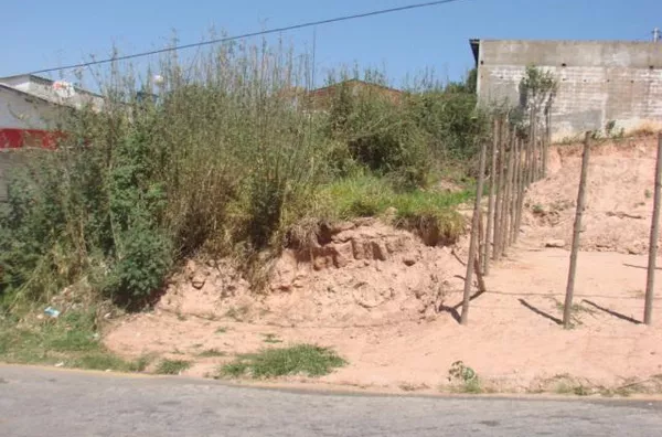 Terreno à venda, 250 m² por R$ 96.000,00 - Botujuru (Botujuru) - Campo Limpo Paulista/SP - Foto 3