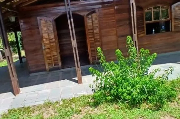 Chácara com 3 dormitórios à venda, 1576 m² por R$ 600.000 - Condomínio Champs Privés - Campo Limpo Paulista/SP