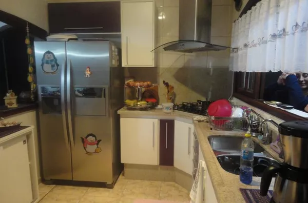 Casa com 3 dormitórios (1 suíte), área para festas com churrasqueira e piscina no bairro Jardim Guanciale em Campo Limpo Paulista-SP. - Foto 3