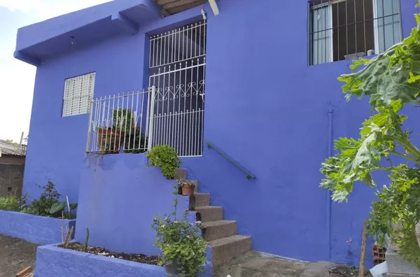 EXCELENTE OPORTUNIDADE PARA RENDA - 3 CASAS NO MESMO TERRENO - R$ 370 MIL - JD EUROPA - CAMPO LPO PTA - Foto 1
