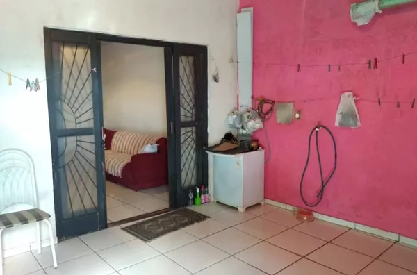 2 CASAS NO MESMO TERRENO NA VILA POPULAR EM VARZEA PAULISTA - Foto 2