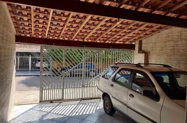 Casa com 2 dormitórios à venda, 117 m² por R$ 450.000 - Jardim América - Campo Limpo Paulista/SP