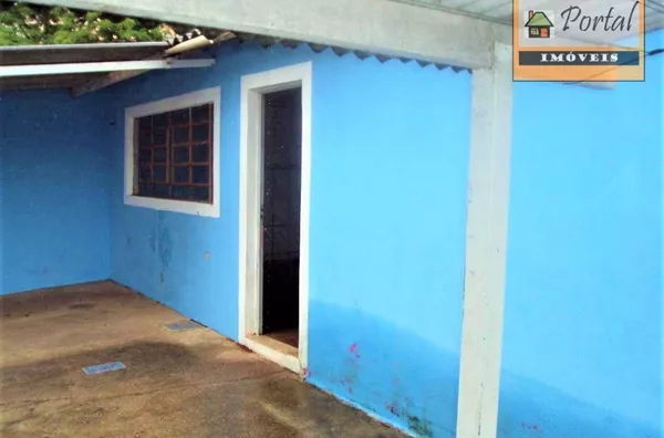 Casa com 2 dormitórios, área coberta com churrasqueira no bairro Parque Internacional em Campo Limpo Paulista-SP.
