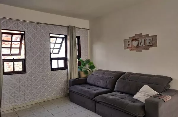 Casa com 3 dormitórios sendo 1 suíte à venda, 158 m² por R$ 600.000 - Jardim Santhiago - Campo Limpo Paulista/SP
