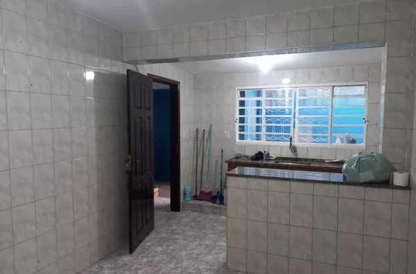 Duas casas com 1 e 2 dormitórios à venda, 213 m² por R$ 450.000 - Jardim Vitória - Campo Limpo Paulista/SP