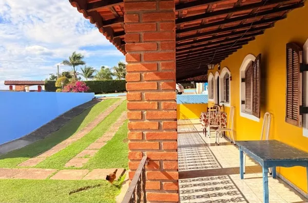 Linda chácara completa com casa, piscina e churrasqueira - 3800 m² por R$ 600.000 - Chácaras Campo Limpo - Campo Limpo Paulista/SP - Foto 6