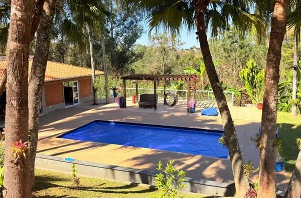 ALTO PADRÃO -  REGIÃO NOBRE - PORTEIRA FECHADA -  CASA COM 3 DORM - LAZER COMPLETO  por R$ 1.600.000 - FIGUEIRA BRANCA - CAMPO LIMPO PAULISTA