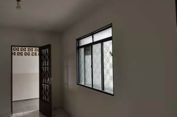 Oportunidade, casa com 2 dormitórios à venda, 143 m² por R$ 320.000 - Vila Constança (Botujuru) - Campo Limpo Paulista/SP