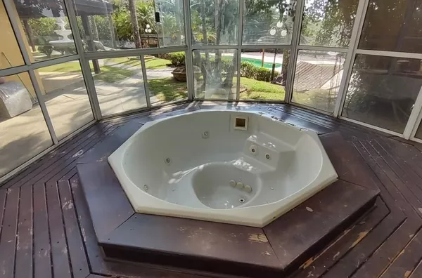 Chácara de auto padrão - Completa - 5 dormitórios sendo 2 suíte à venda, 1718 m² por R$ 1.200.000 - Loteamento Champs Privés - Campo Limpo Paulista/SP - Foto 5
