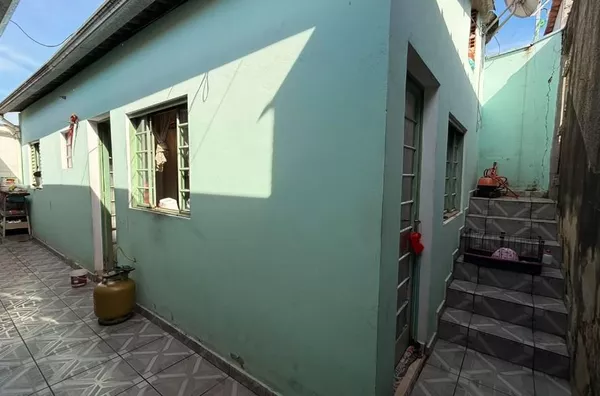 Casa com 2 dorm + edicula com 1 dorm - Quintal e pequena piscina - Aceita Financiamento - Parque Internacional em Campo Limpo Paulista - SP - Foto 11
