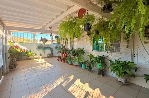 Casa com 2 dormitórios à venda, 216 m² por R$ 424.000,00 - Parque Internacional - Campo Limpo Paulista/SP
