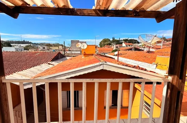 Casa com 4 dormitórios à venda, 139 m² por R$ 450.000 - Vila Tavares - Campo Limpo Paulista/SP