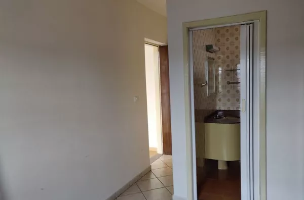 Excelente casa à venda com 3 dormitórios sendo 1 suíte, 152 m² por R$ 520.000 - Vila Tavares - Campo Limpo Paulista/SP - Foto 13