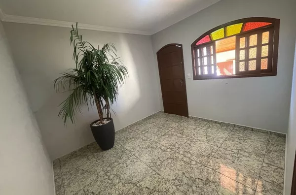 Casa com 3 dormitórios à venda, 217 m² por R$ 550.000 - Vila Olímpia - Campo Limpo Paulista/SP