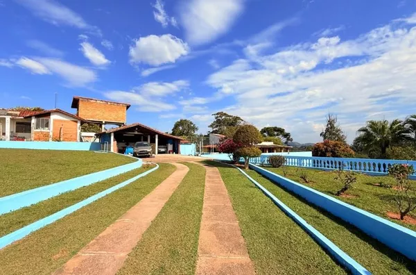 Linda chácara completa com casa, piscina e churrasqueira - 3800 m² por R$ 600.000 - Chácaras Campo Limpo - Campo Limpo Paulista/SP