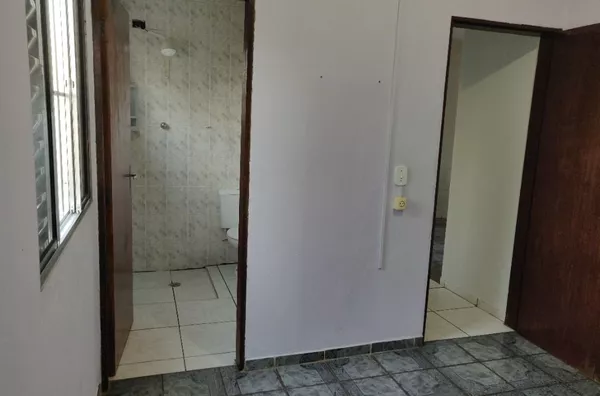 02 CASAS EM UM SÓ TERRENO - UMA COM 3 DORM (1SUITE) E OUTRA COM 2 DORM - JARDIM STA LUCIA - CAMPO LPO PTA - R$ 490 mil - Foto 12