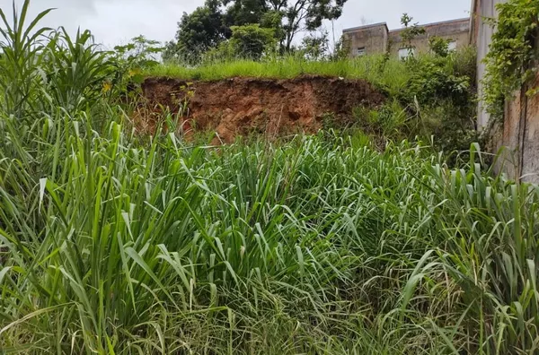 Terreno à venda, 300 m² por R$ 170.000,00 - Jardim Europa - Campo Limpo Paulista/SP