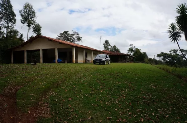 Chácara com 4 dormitórios à venda, 10000 m² por R$ 850.000,00 - Pau Arcado - Campo Limpo Paulista/SP