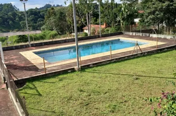 Chácara com 4 dormitórios sendo 2 suítes à venda, 6877 m² por R$ 1.600.000 - Estância Pauleto II - Jarinu/SP
