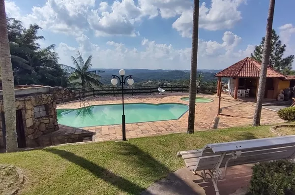 Chácara de auto padrão - Completa - 5 dormitórios sendo 2 suíte à venda, 1718 m² por R$ 1.200.000 - Loteamento Champs Privés - Campo Limpo Paulista/SP - Foto 2