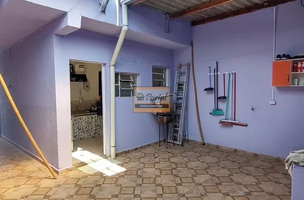 EXCELENTE OPORTUNIDADE PARA RENDA - 3 CASAS NO MESMO TERRENO - R$ 370 MIL - JD EUROPA - CAMPO LPO PTA