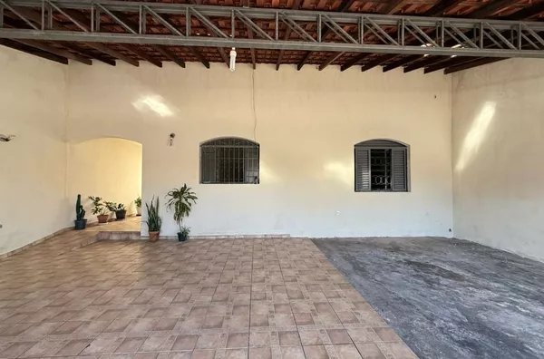 Casa com 3 dormitórios à venda por R$ 680.000,00 - Jardim Europa - Campo Limpo Paulista/SP